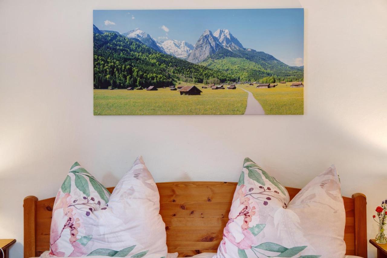 Ferienwohnung Zugspitzblick غرينو المظهر الخارجي الصورة